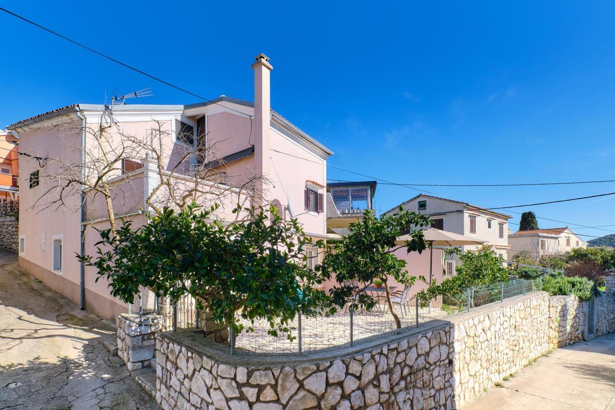 Čunski Apartment Angela מראה חיצוני תמונה